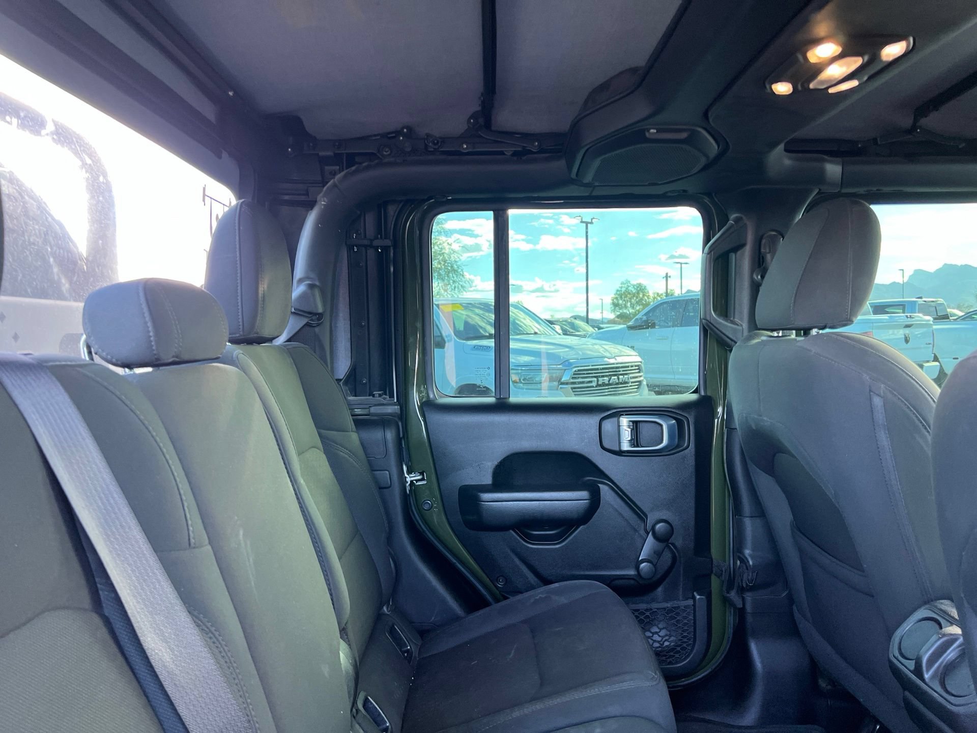 Used 2022 Jeep Gladiator Sport w/ Trailer Tow Package AWD/4WD image 19