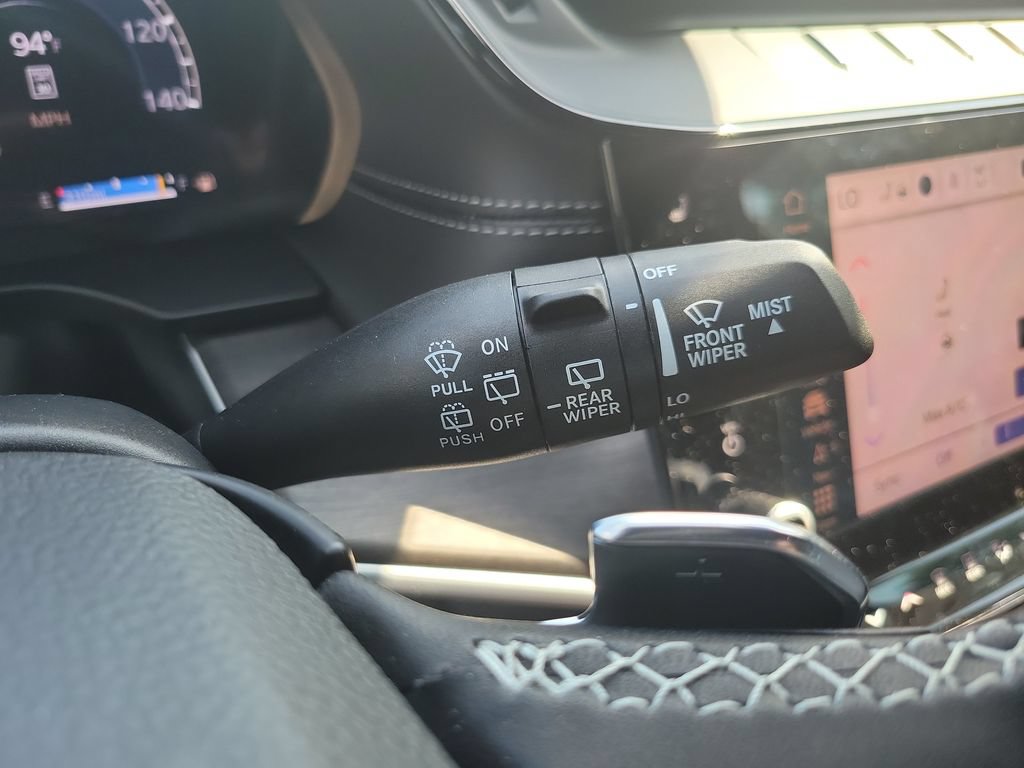New 2026 Jeep Grand Cherokee Altitude RWD image 17