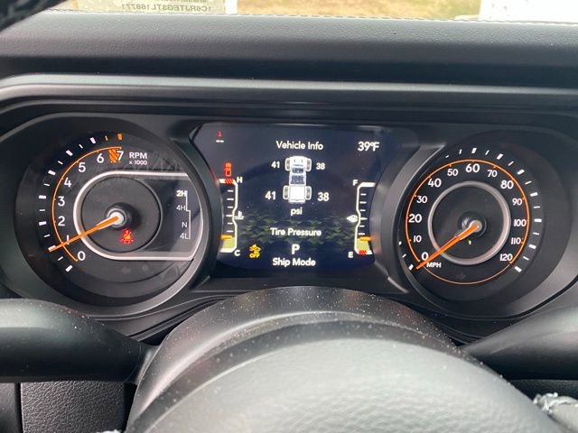 New 2026 Jeep Gladiator Mojave w/ Safety Group AWD/4WD image 19