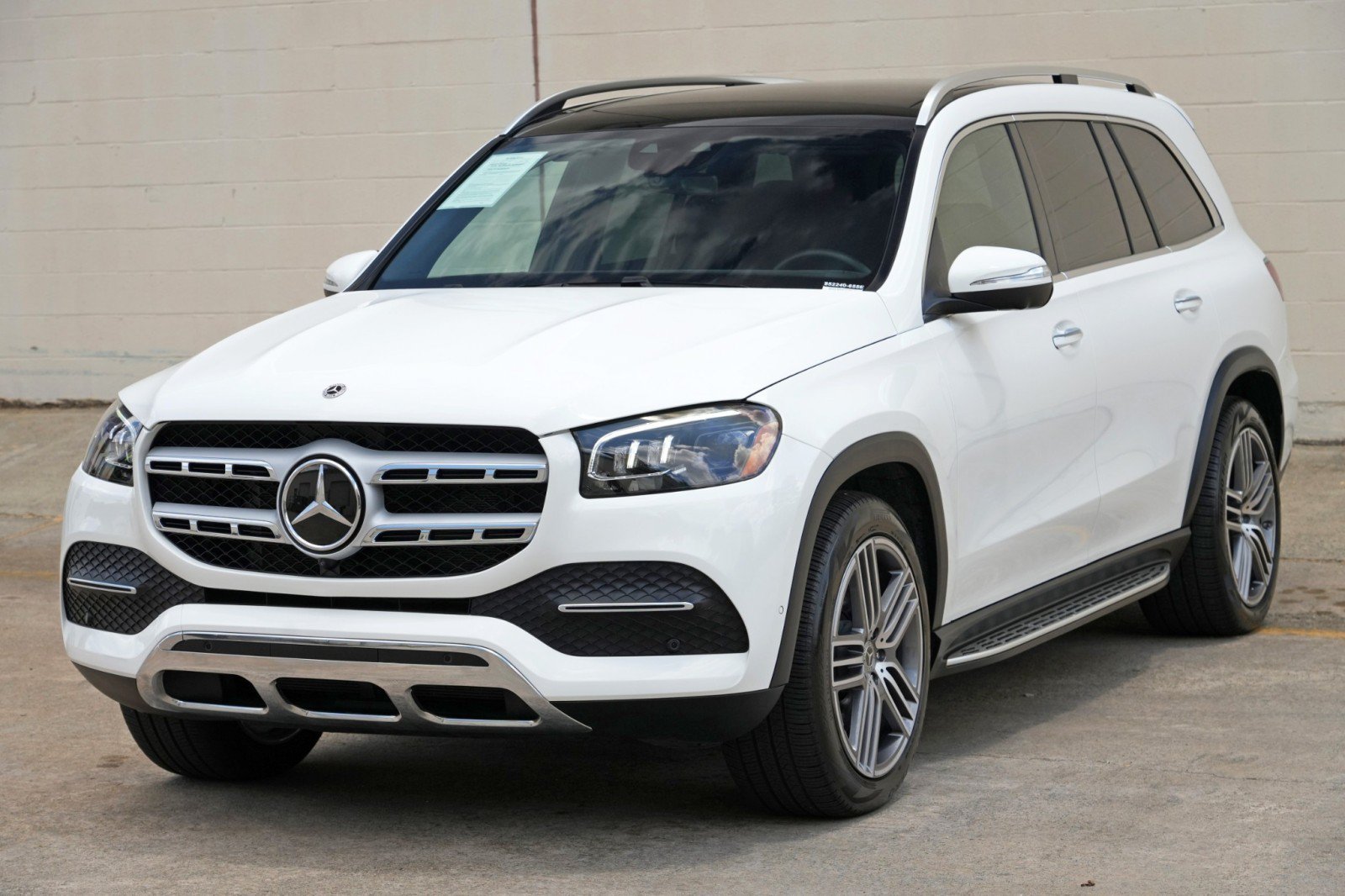 Used 2023 Mercedes-Benz GLS 450 4MATIC image 54