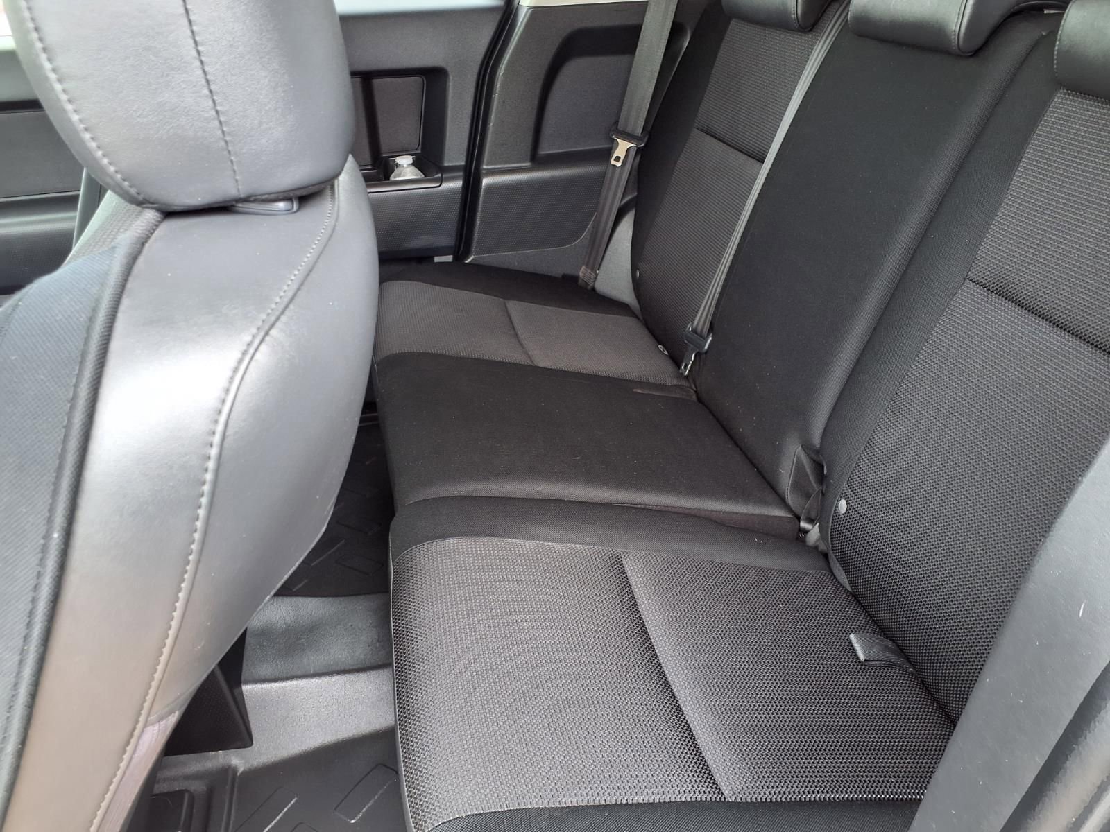 Used 2010 Toyota FJ Cruiser 2WD image 23