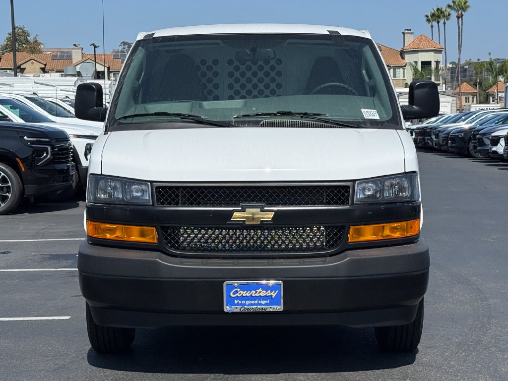 New 2026 Chevrolet Express 2500 w/ Driver Convenience Package RWD image 4