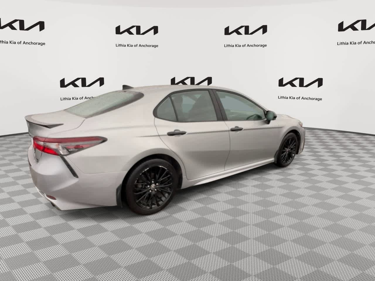 Used 2021 Toyota Camry SE AWD/4WD image 8