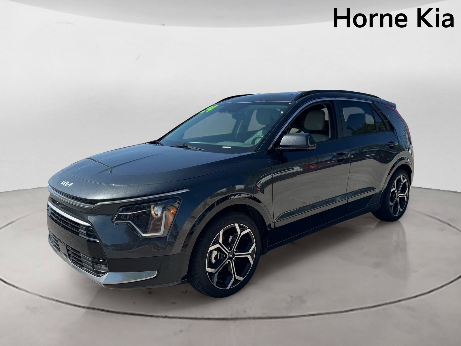 Certified 2024 Kia Niro EX Touring FWD image 7
