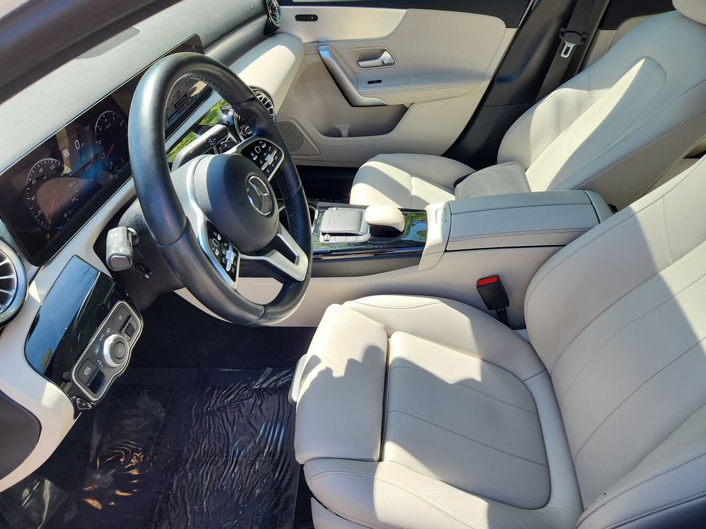 Used 2022 Mercedes-Benz A 220 4MATIC image 23