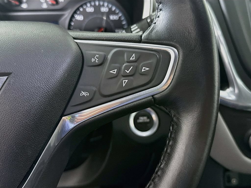 Used 2018 Chevrolet Equinox LT FWD image 20
