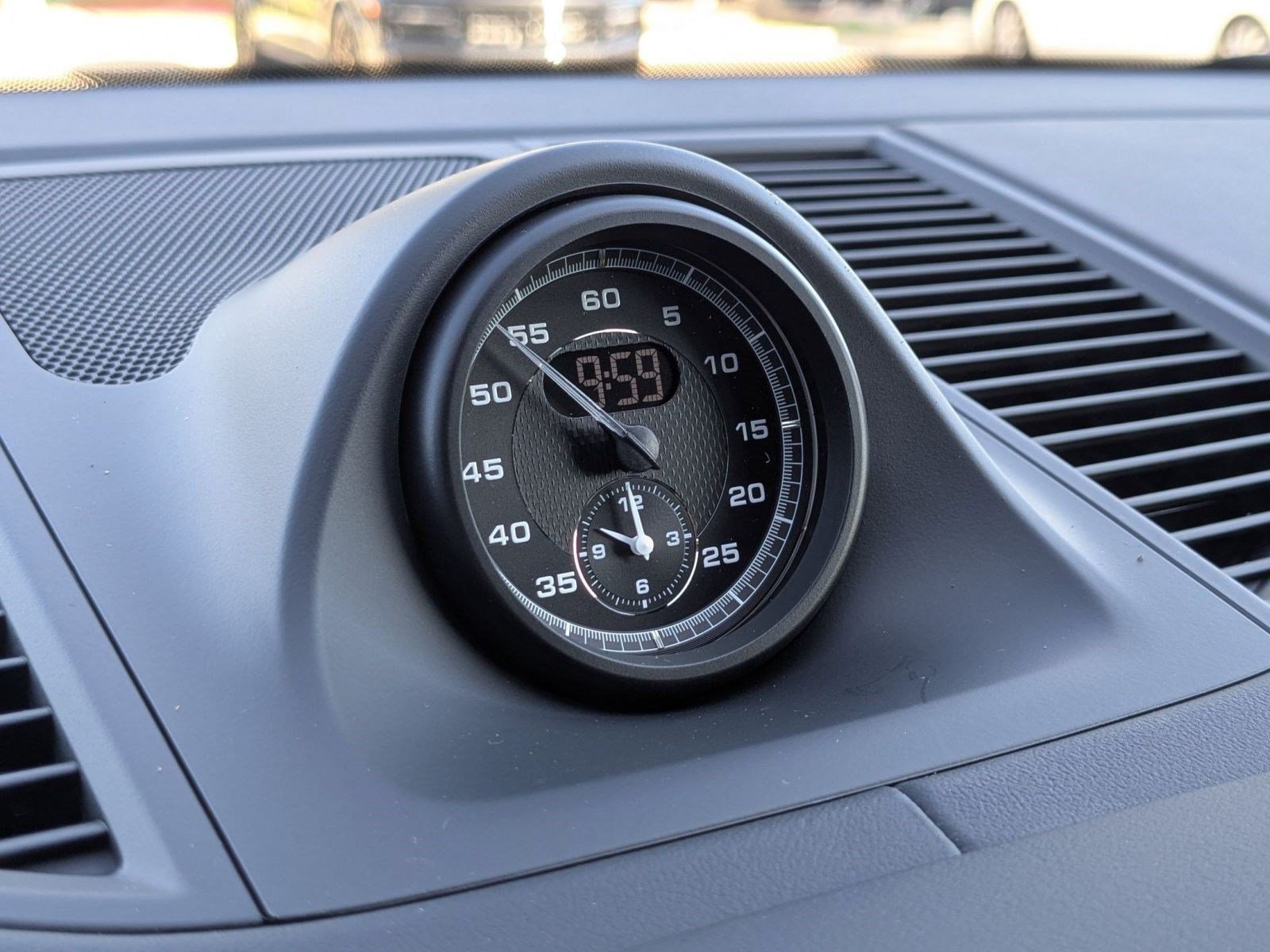 Certified 2026 Porsche Macan AWD/4WD image 21
