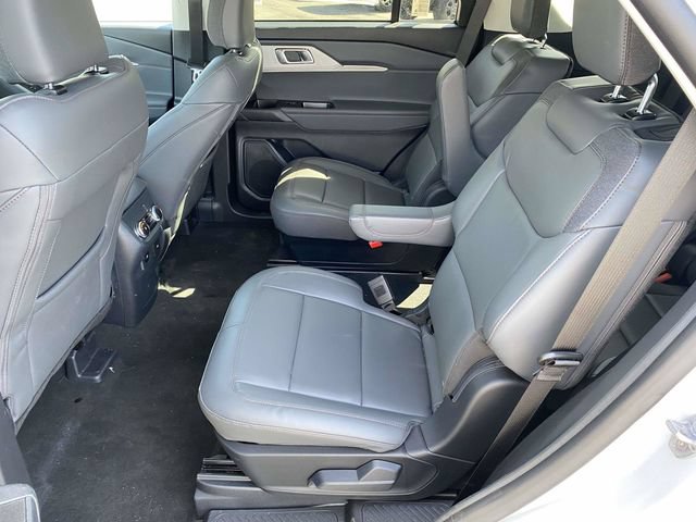 New 2026 Ford Explorer Active w/ Active Comfort Package RWD image 12