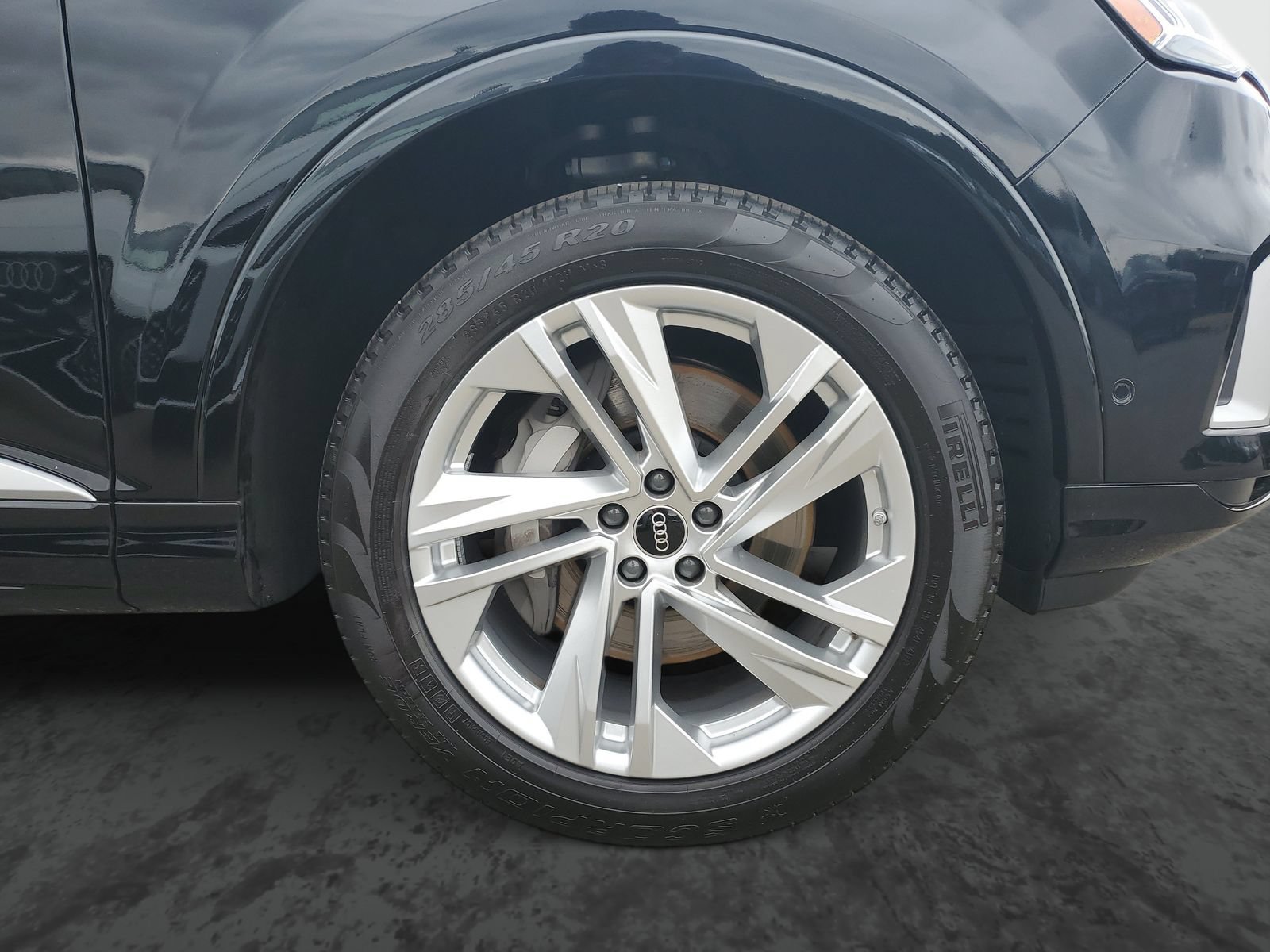 Used 2023 Audi Q7 3.0T Premium Plus w/ Premium Plus Package AWD/4WD image 6