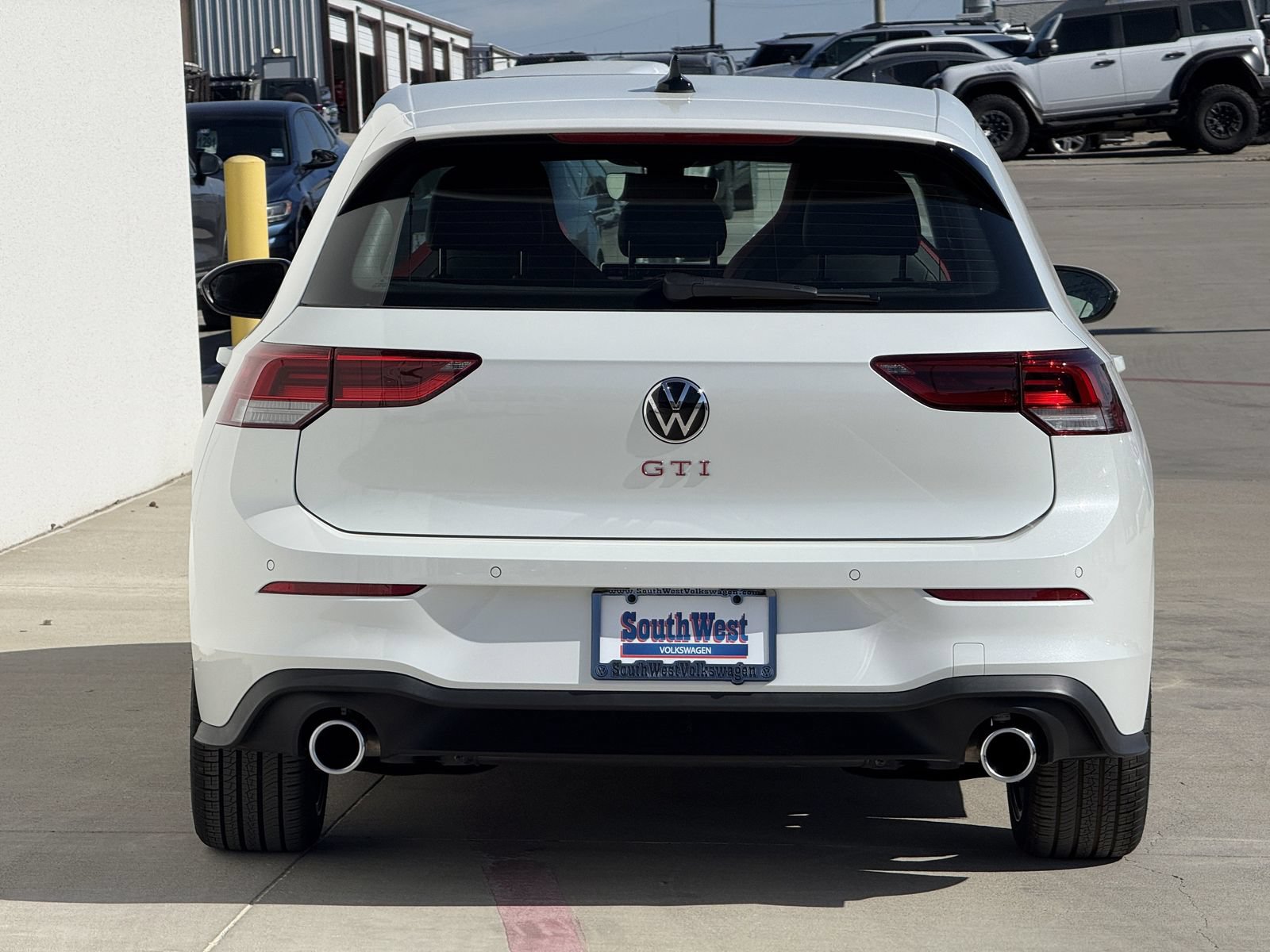 New 2026 Volkswagen GTI SE FWD image 5