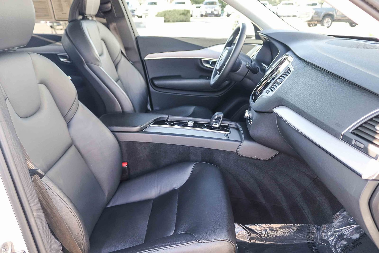 Used 2023 Volvo XC90 B5 Core w/ Climate Package AWD/4WD image 18