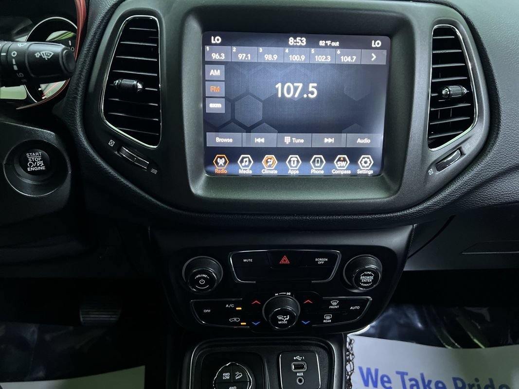 Used 2020 Jeep Compass Trailhawk AWD/4WD image 22