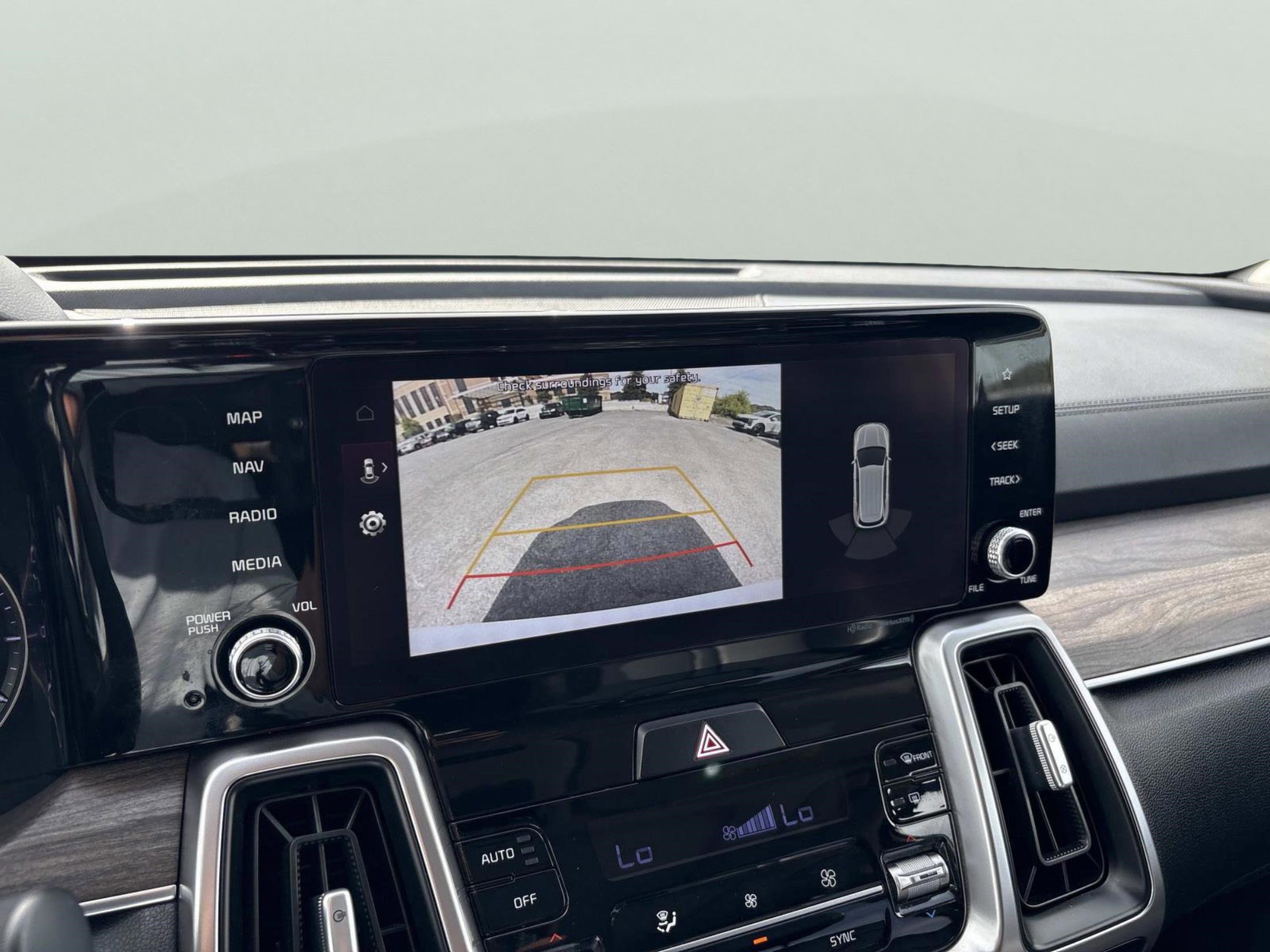 Used 2022 Kia Sorento EX w/ Panoramic Sunroof Package image 31