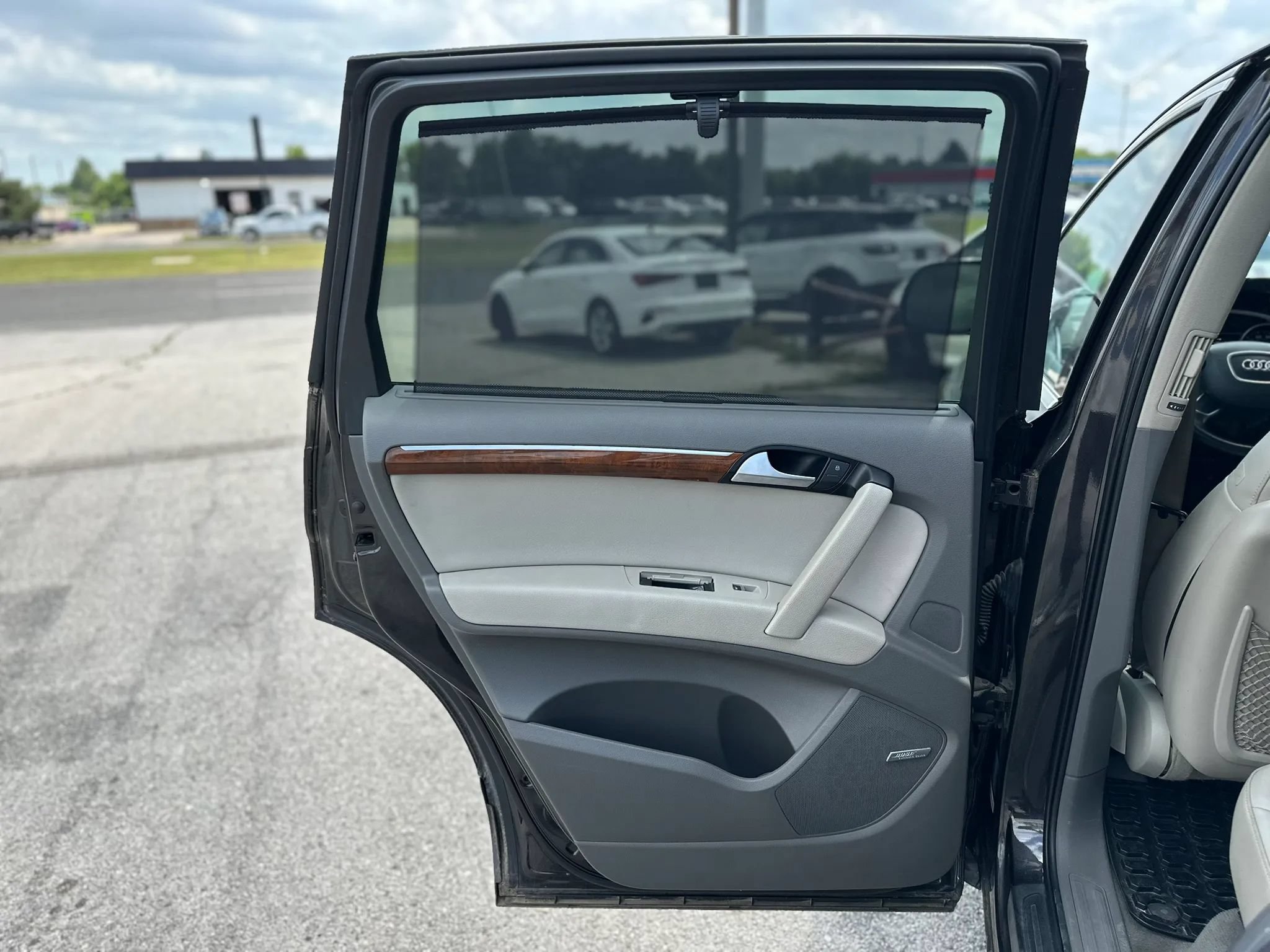 Used 2015 Audi Q7 TDI Premium Plus w/ Premium Plus Package AWD/4WD image 24