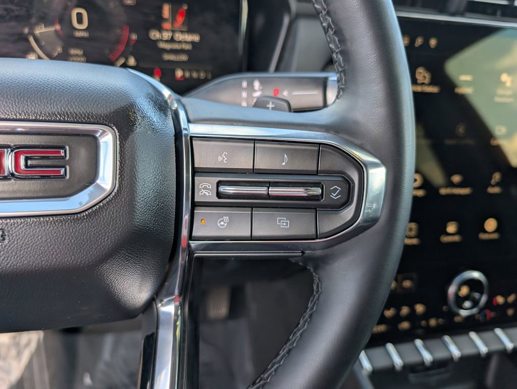 Used 2025 GMC Terrain Elevation image 24