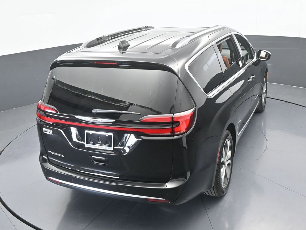 New 2026 Chrysler Pacifica Pinnacle image 58