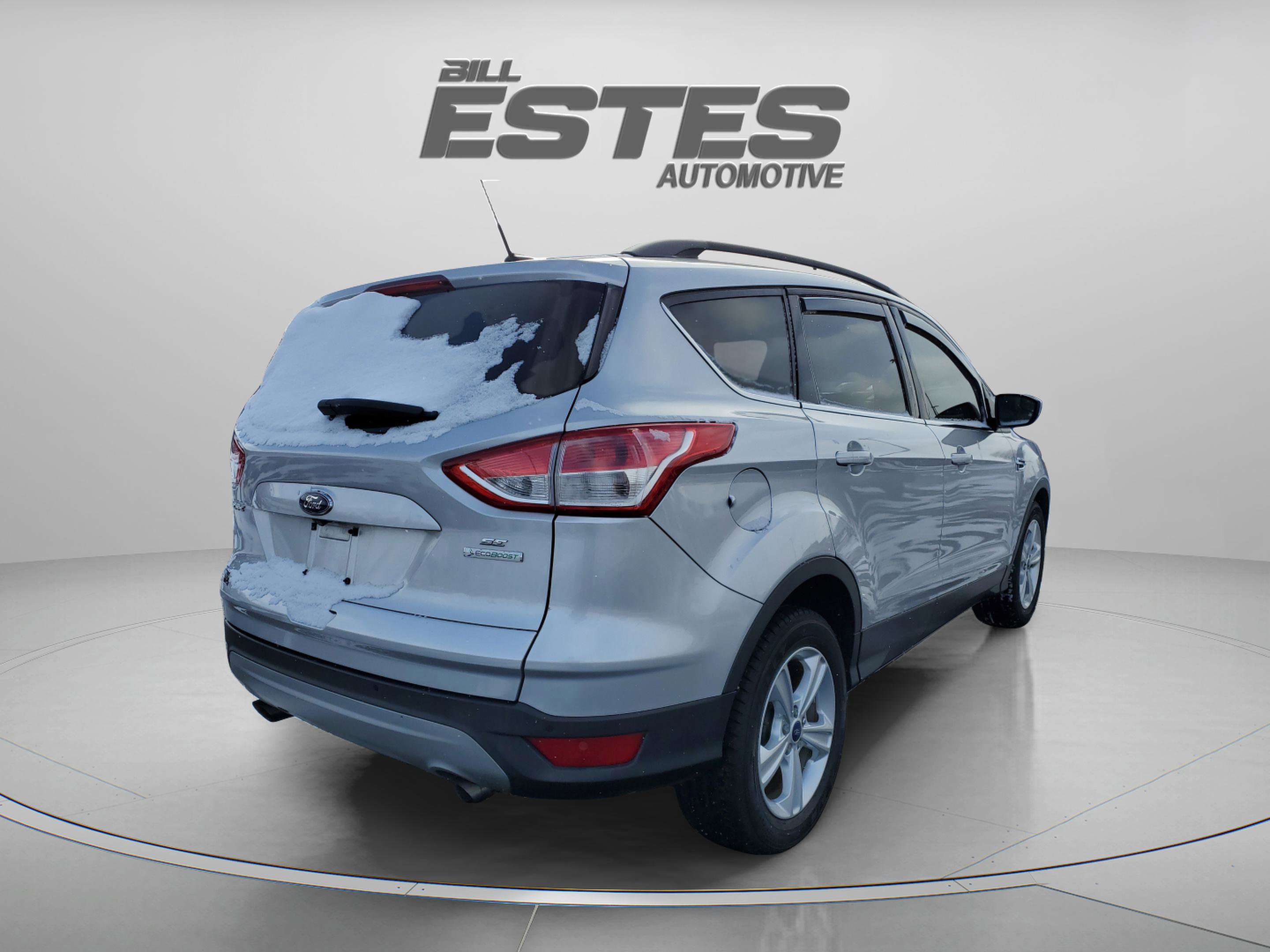Used 2015 Ford Escape SE w/ Equipment Group 201A image 4