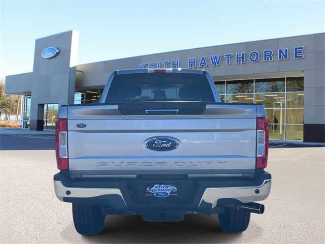 Used 2019 Ford F250 XLT w/ XLT Premium Package image 5