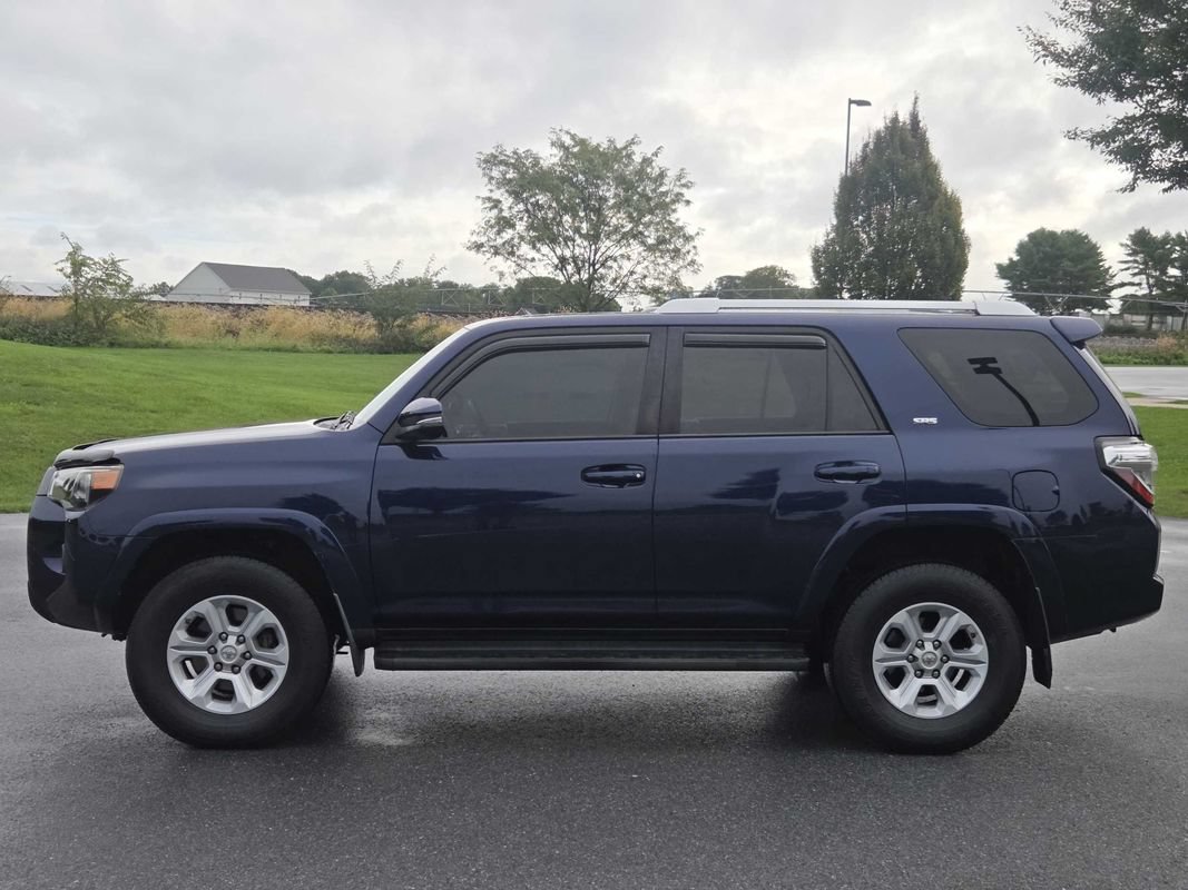 Used 2018 Toyota 4Runner SR5 Premium AWD/4WD image 5