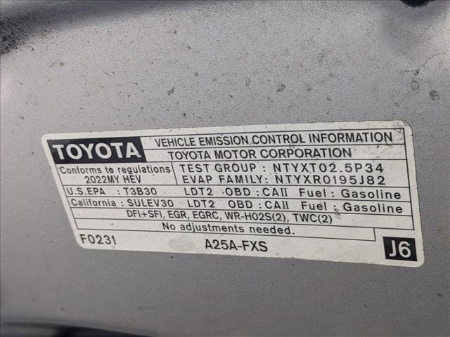 Used 2022 Toyota Sienna XSE w/ XSE Plus Package FWD image 22