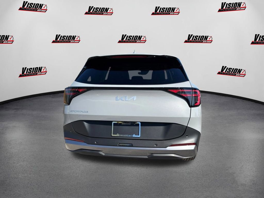 New 2026 Kia Sportage EX image 6