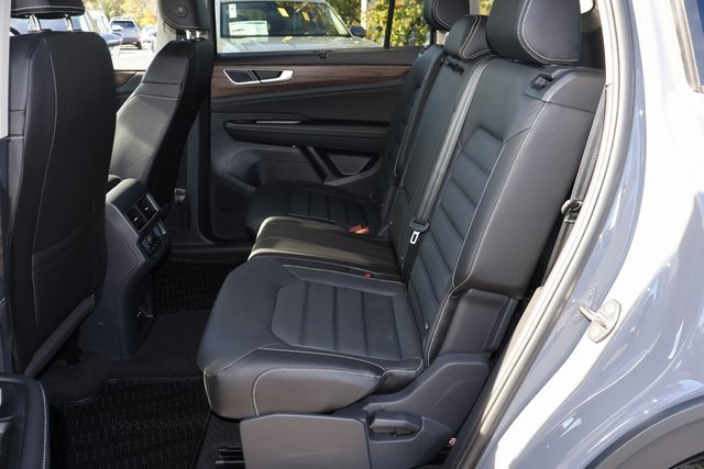 New 2026 Volkswagen Atlas SEL image 13