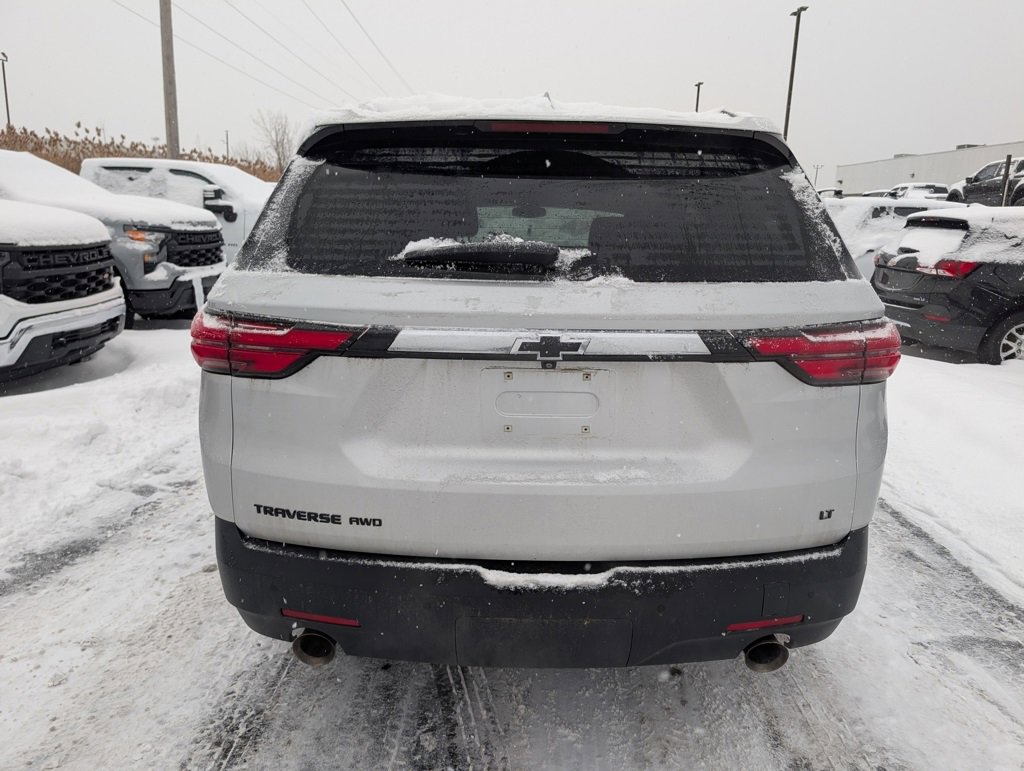 Used 2022 Chevrolet Traverse LT image 6