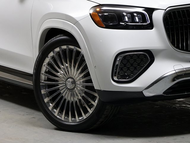 New 2026 Mercedes-Benz Maybach GLS 600 4MATIC image 3