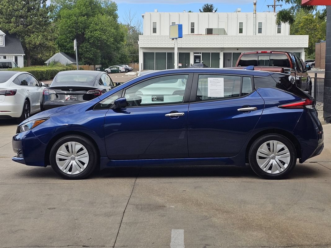Used 2025 Nissan Leaf S FWD image 12