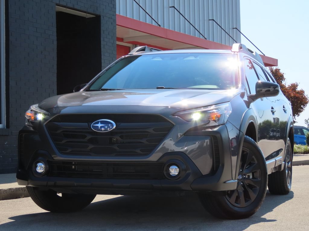 Used 2025 Subaru Outback Onyx Edition AWD/4WD image 8