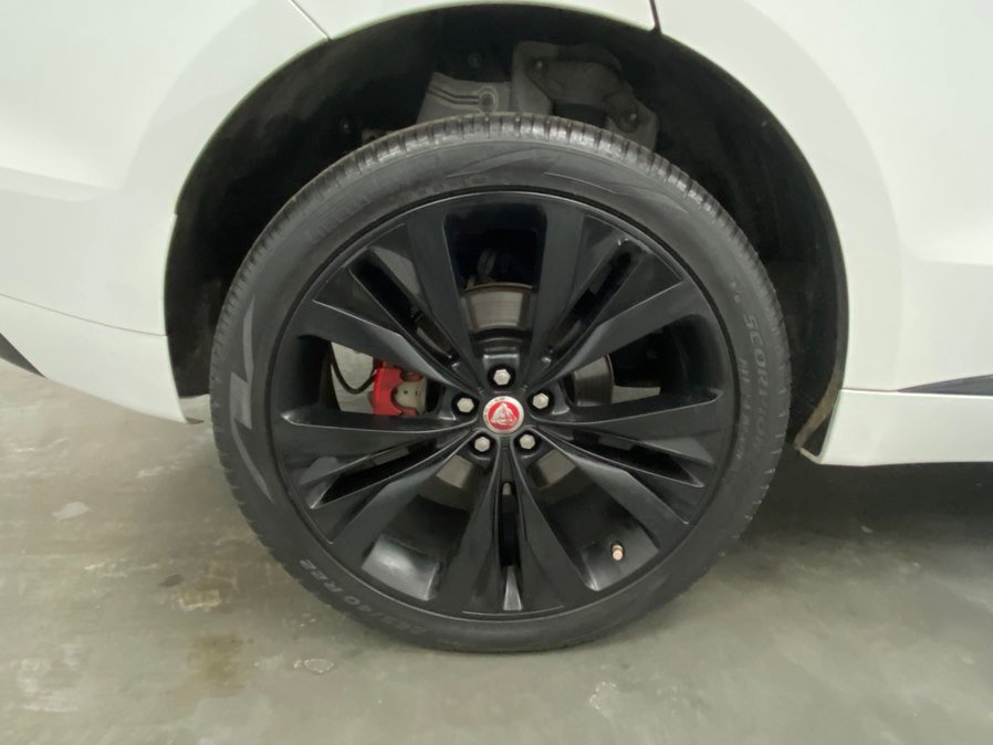 Used 2020 Jaguar F-PACE S image 17