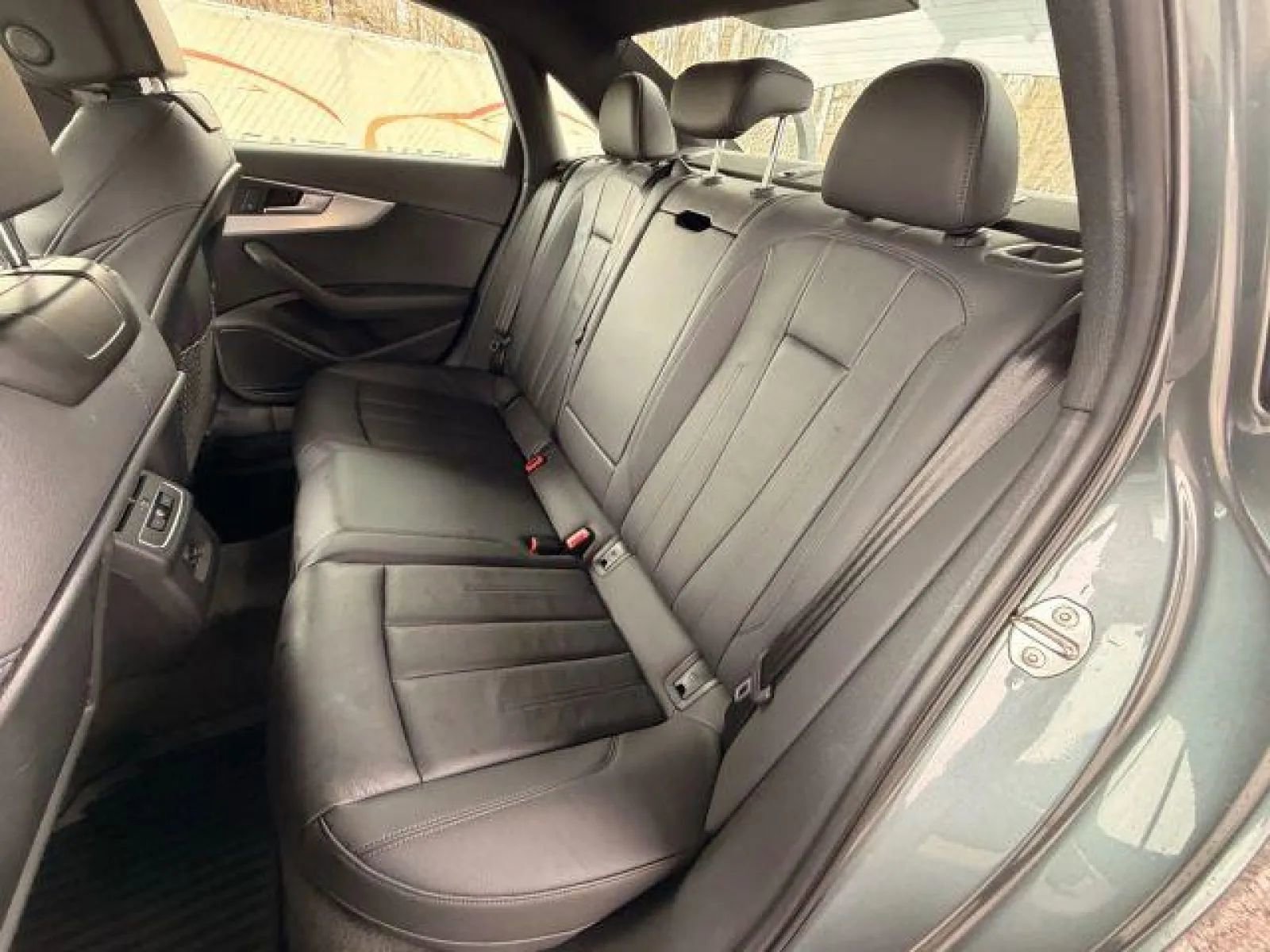 Used 2019 Audi A4 2.0T Premium w/ Convenience Package image 17