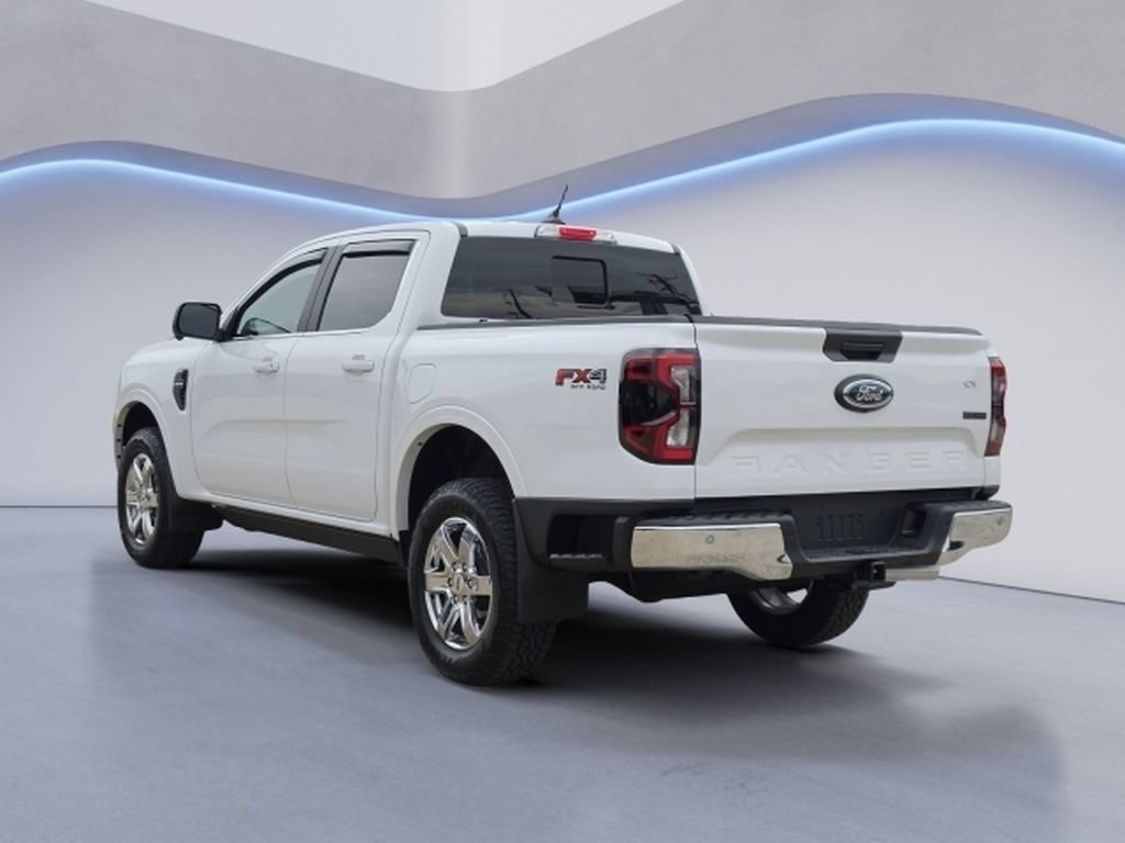 Used 2025 Ford Ranger Lariat w/ FX4 Off-Road Package AWD/4WD image 4