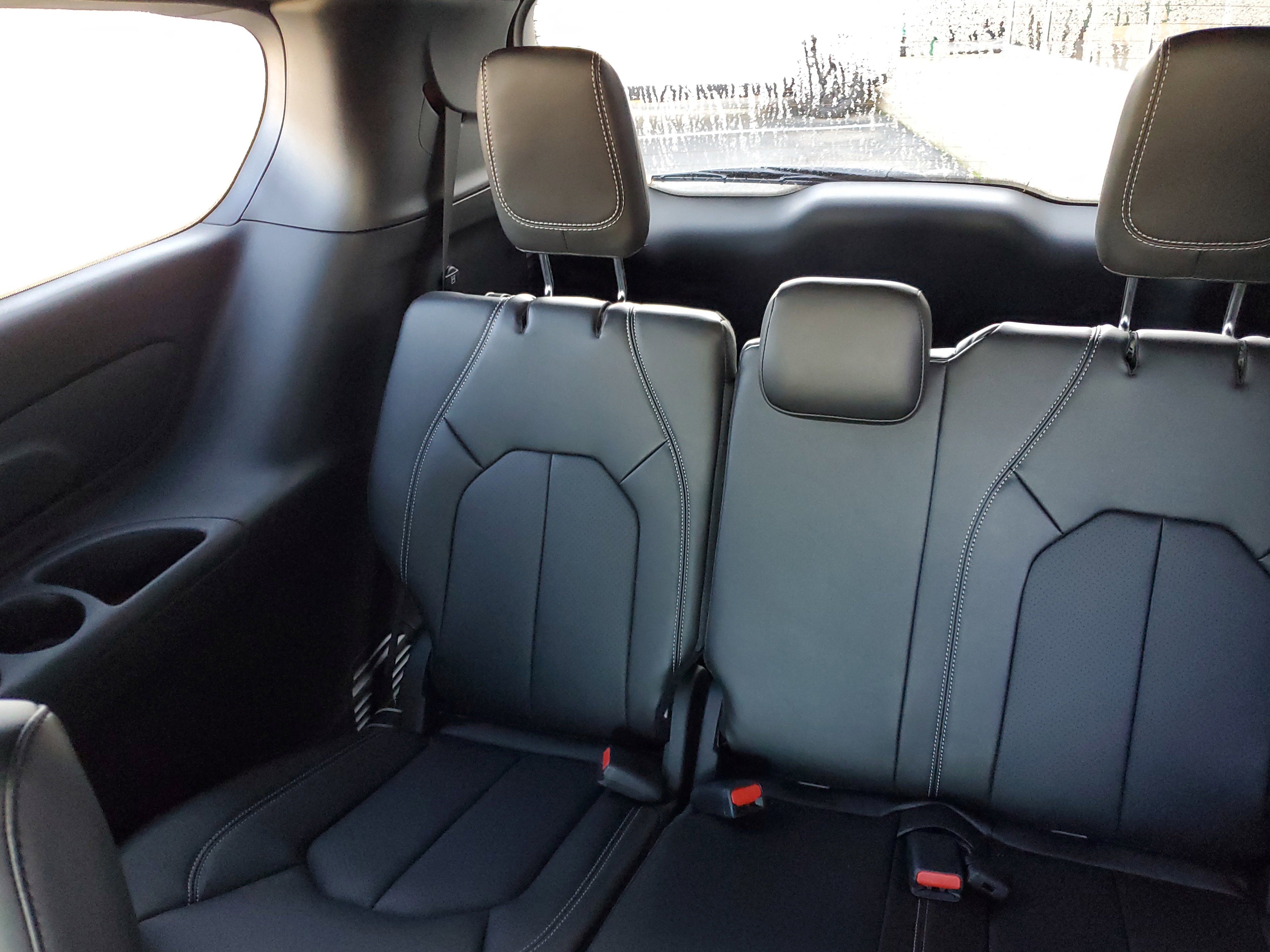 New 2026 Chrysler Pacifica Select image 21