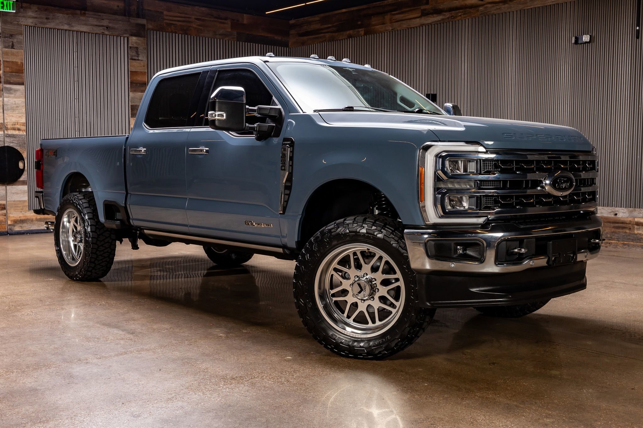 Used 2023 Ford F250 Lariat w/ Lariat Ultimate Package