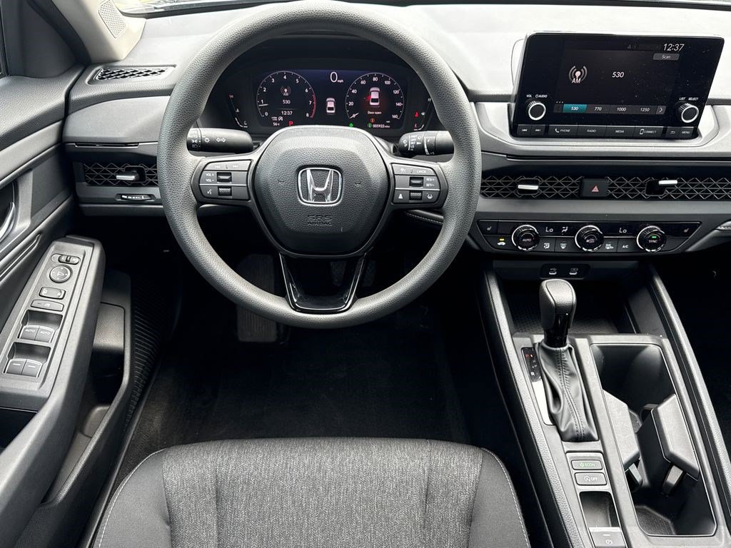 Certified 2025 Honda Accord SE image 17