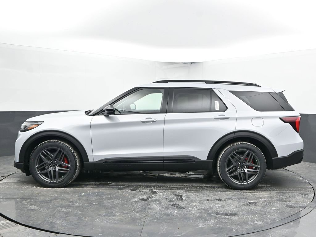 New 2026 Ford Explorer ST w/ Sun And Sound Package image 7