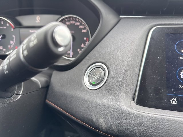 Used 2020 Cadillac XT4 Sport image 15