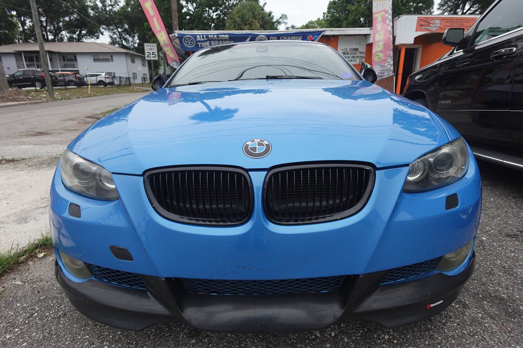 Used 2012 BMW 328i Convertible RWD image 2