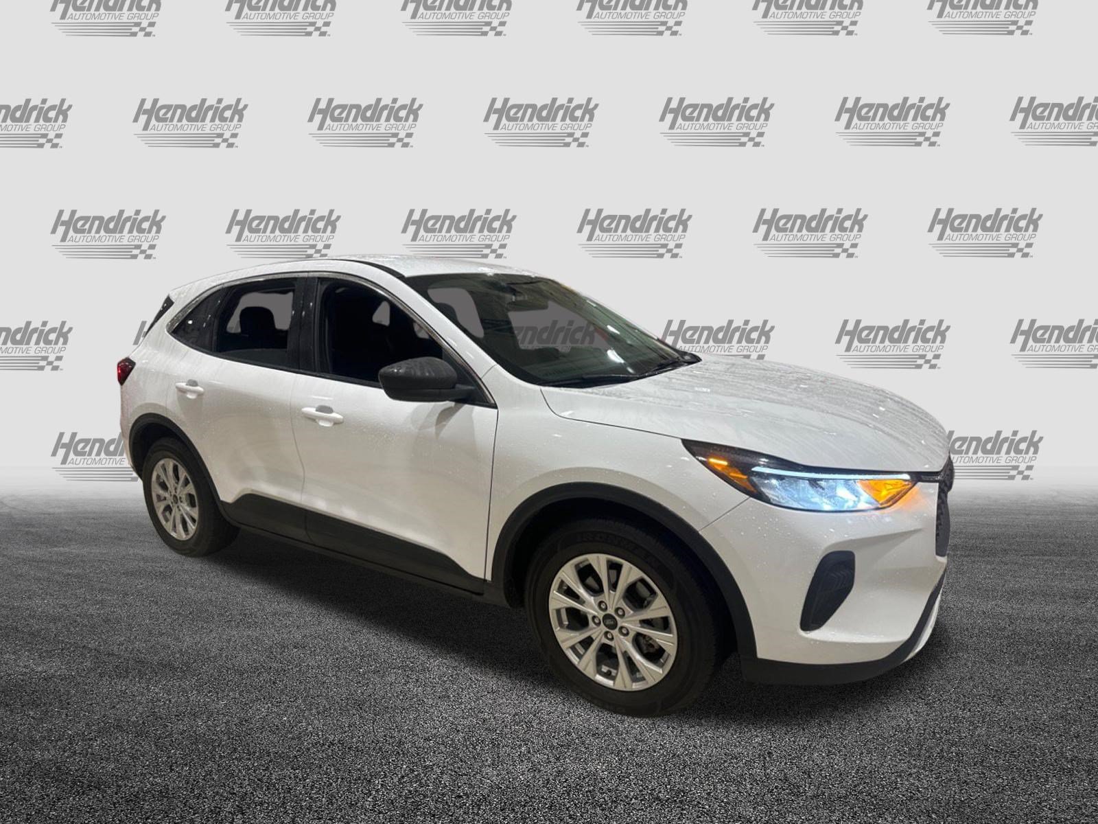 Used 2024 Ford Escape Active FWD image 3
