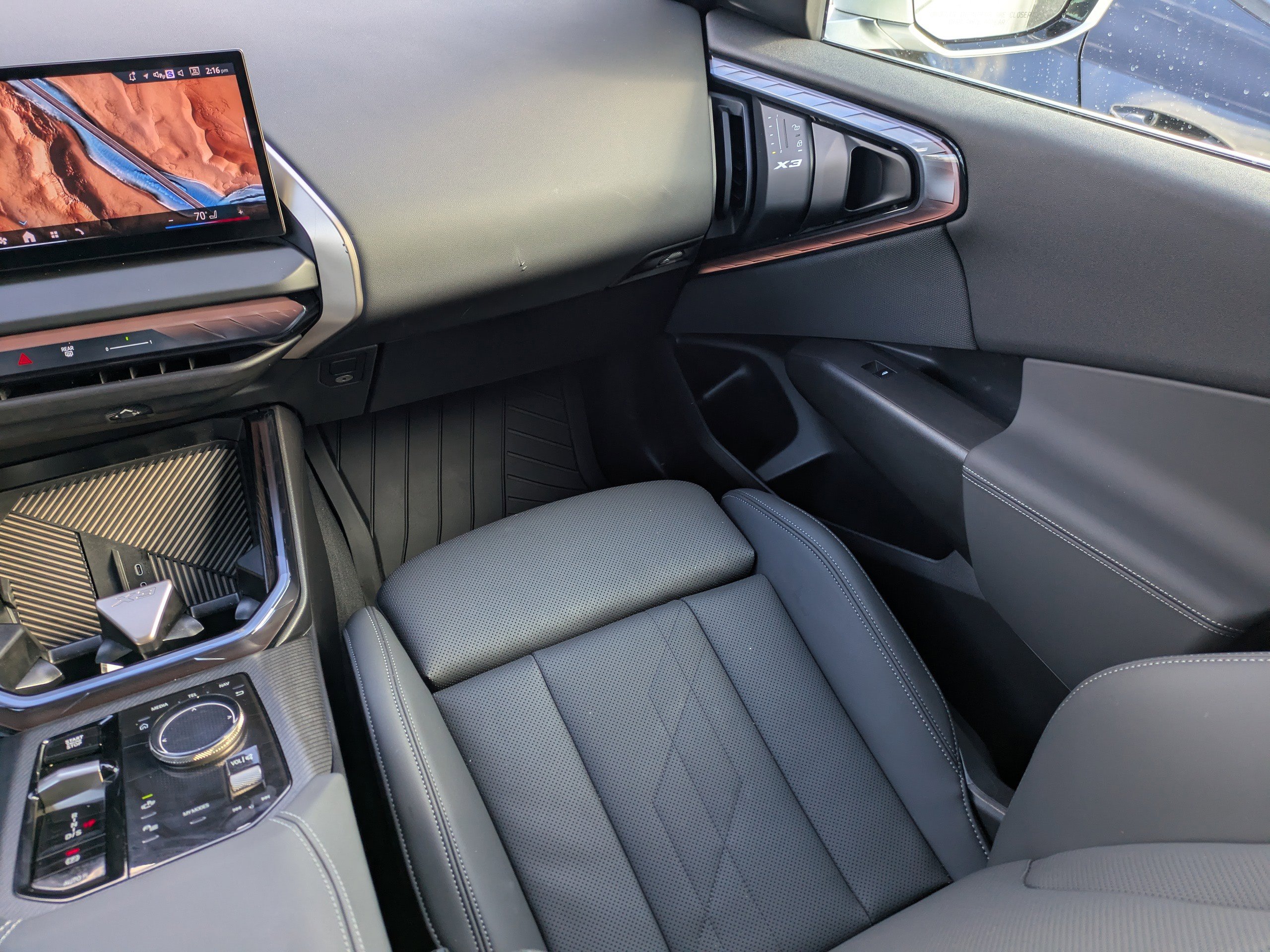 Used 2025 BMW X3 xDrive30i w/ Convenience Package image 20