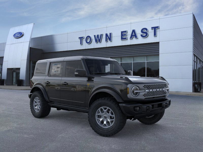 New 2025 Ford Bronco Badlands image 7