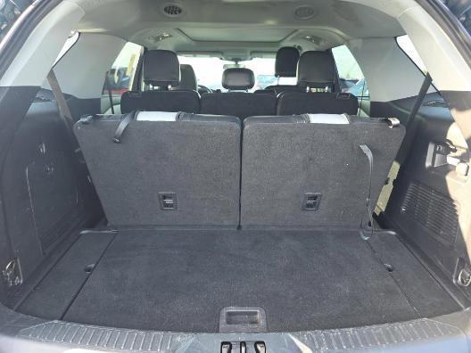 Used 2021 Ford Explorer XLT w/ Equipment Group 202A image 11