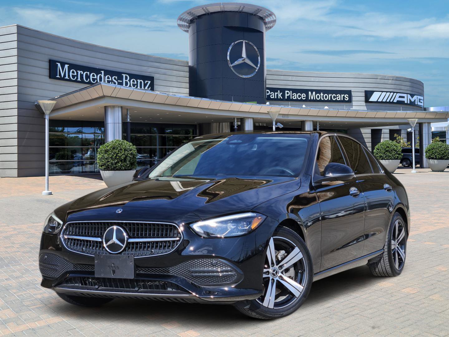 Used 2025 Mercedes-Benz C 300 Sedan image 1