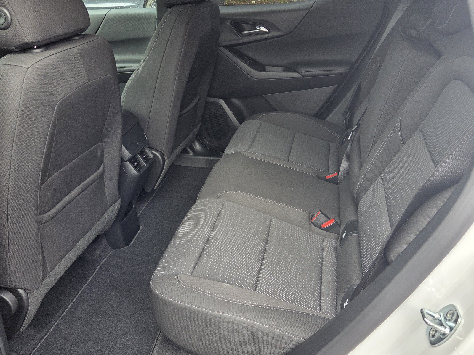 Used 2026 Chevrolet Equinox LT w/ Midnight Edition FWD image 4