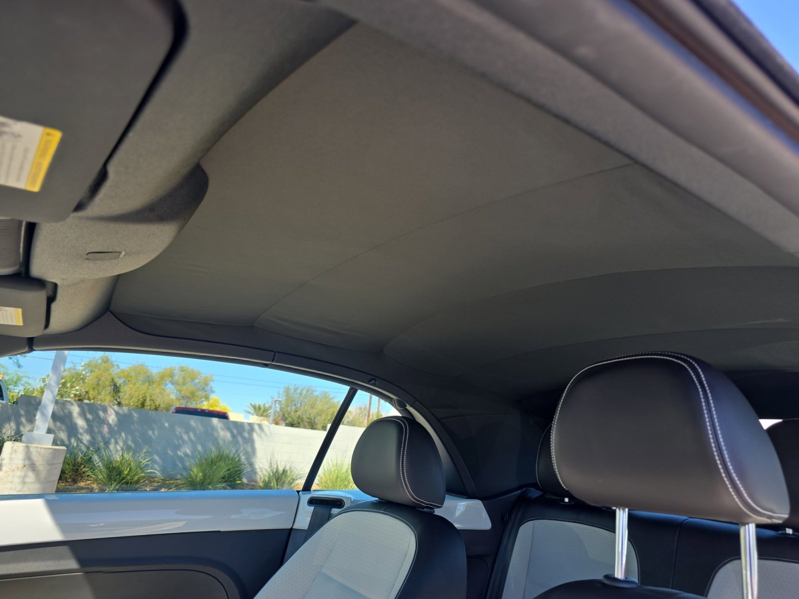 Used 2019 Volkswagen Beetle 2.0T S image 33