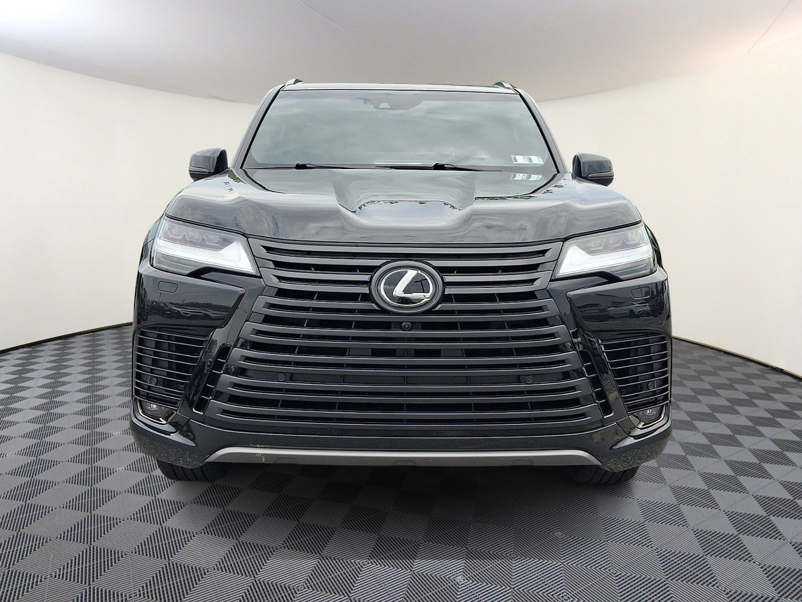 Used 2024 Lexus LX 600 4WD w/ Appearance Package image 6