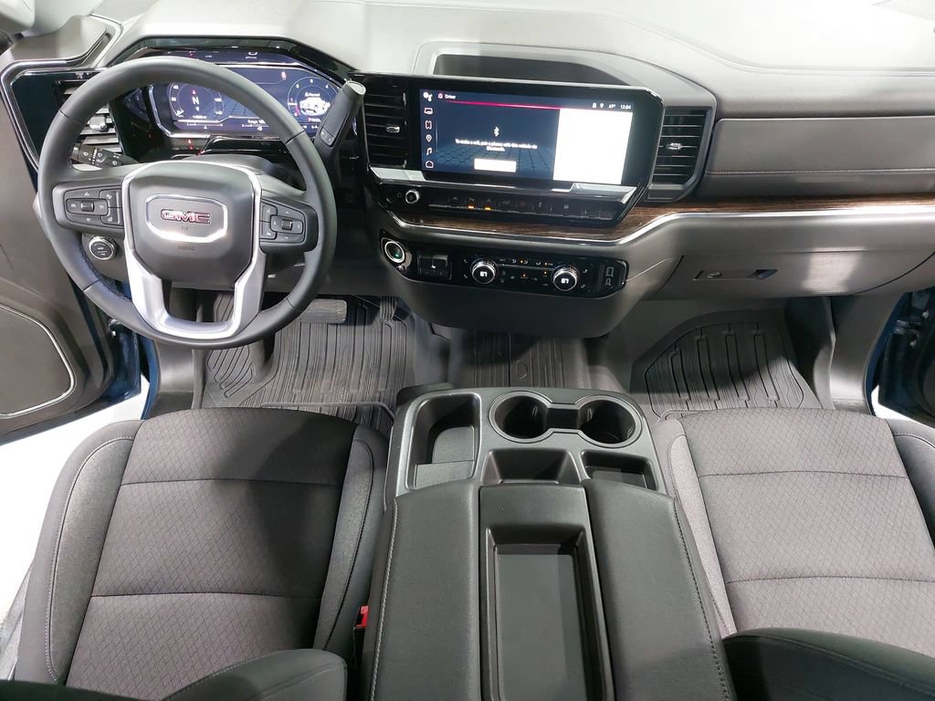 Used 2024 GMC Sierra 1500 SLE w/ Preferred Package AWD/4WD image 9