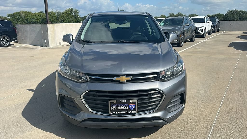 Used 2020 Chevrolet Trax LS w/ Tint and Cruise Package FWD image 7