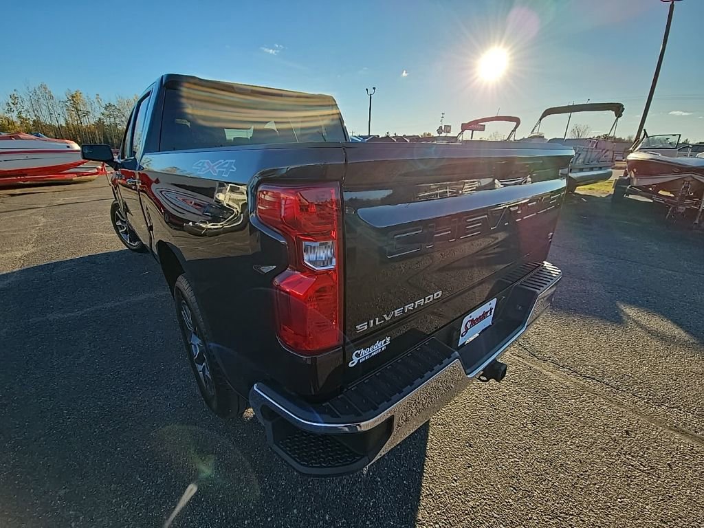 Used 2023 Chevrolet Silverado 1500 LT image 17